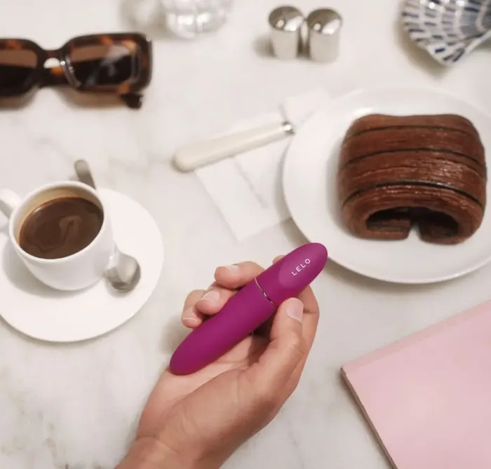 Vibrators Lelo Mia 3 Clitoral Vibrator Deep Rose Lelo
